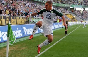 Ashkan Dejagah traf zweimal beim 4:1-Erfolg des VfL Wolfsburg. Foto: dpa
