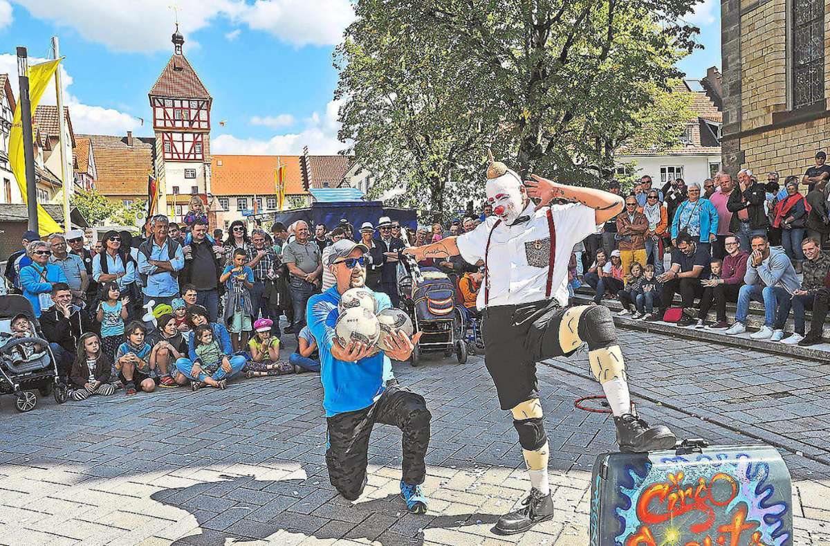 Der Circo Solito beim Bräunlinger Straßenmusiksonntag im August 2018.