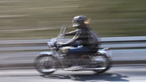 Motorradfahrer verletzt sich bei Flucht vor Polizei