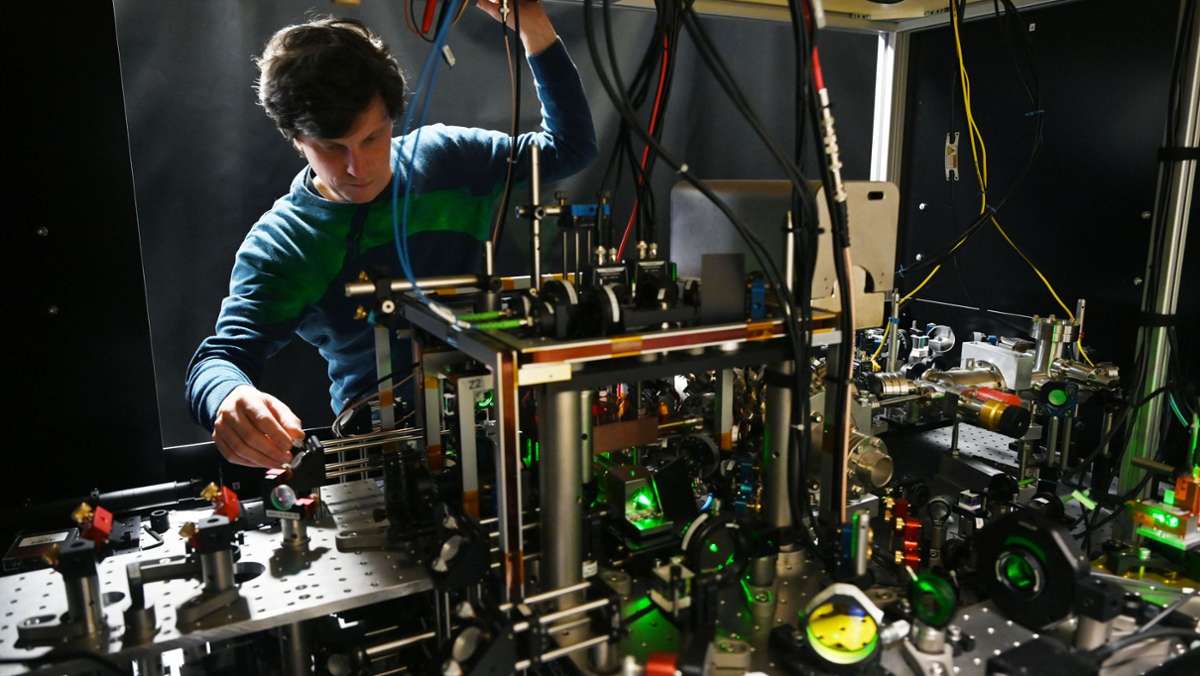 Universität Stuttgart: Wettlauf um Rechner mit Quantentechnik