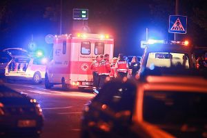 Sieben Verletzte gab es bei einer Massenschlägerei in der Schwenninger Diskothek Expressguthalle. Zum Artikel Foto: Marc Eich