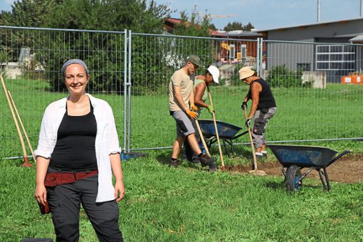 Barbara Hausmair leitet die Ausgrabungen auf dem ehemaligen Gelände des KZ Bisingen.  Foto: Kauffmann
