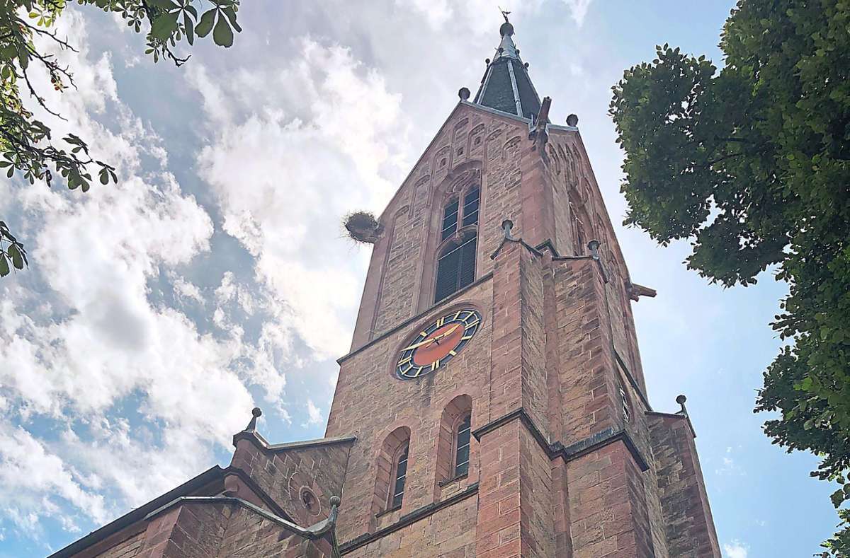 Die Hausacher Stadtkirche wird derzeit nicht mehr beleuchtet. Foto: Lübke
