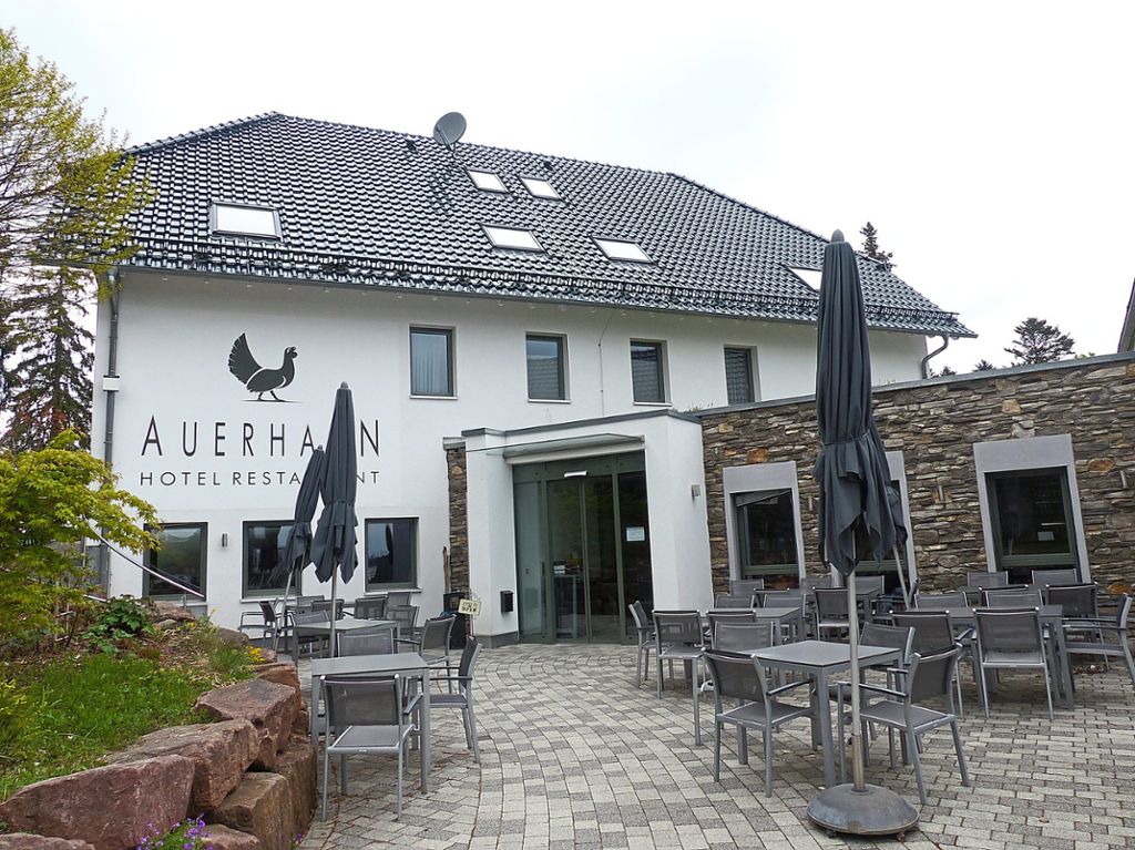Das 2011 erbaute Auerhahn Hotel und Restaurant dürfte kein Schnäppchen für mögliche Interessenten werden.