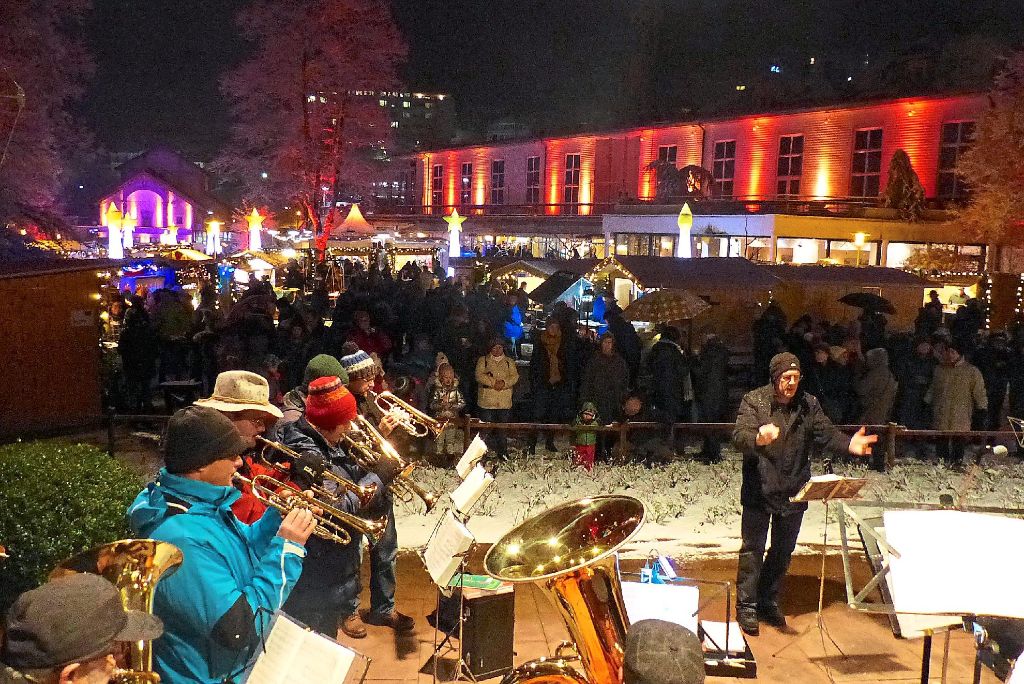 Auch der Posaunenchor Sprollenhaus erfreute die Besucher des Wildbader Winterzaubers mit weihnachtlichen Weisen.