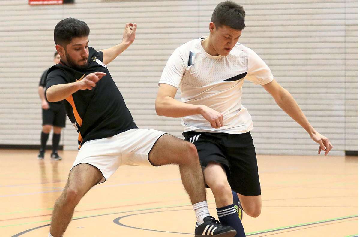Stadtmeisterschaft in Wildberg: Hobbyfußballer  kicken beim  TSV wieder um  Wanderpokal
