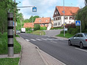 Bislang wurden in Oberreichenbach 887 Autos geblitzt.  Foto: Bösel Foto: Schwarzwälder-Bote