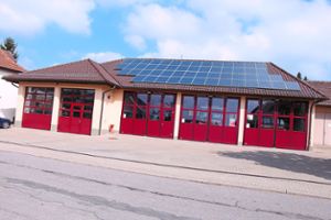 Kann dank der neuen Druckluftanlage offen gehalten werden: das Gerätehaus der Neubulacher Feuerwehr. Foto: Buck Foto: Schwarzwälder Bote