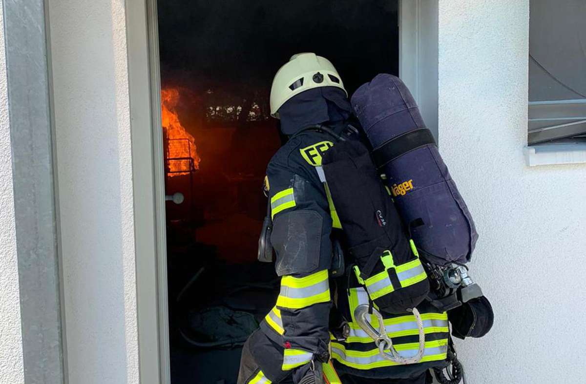 Der Angeklagte hatte das Sofa eines Bewohners eines Wohnheims auf dem Wimberg angezündet. Foto: Feuerwehr Calw