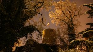 Nachts erstrahlt die Burg Hohennagold in einer ganz besonderen Atmosphäre.  Foto: Salome Menzler