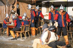 Das Mittelalterfest wird ein Höhepunkt im Jubiläumsjahr in Reiselfingen. Dabei soll auch das Schauspiel der Schimmelreiter wieder aufgeführt werden.  Archivfoto: Bächle Foto: Schwarzwälder Bote