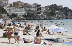 Das beliebte Urlaubsland Spanien wird wieder zum Hochrisikogebiet (Archivbild). Foto: dpa/Clara Margais