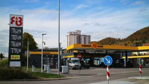 Albstädter Tankstellenbetreiber erklärt die hohen Benzinpreise
