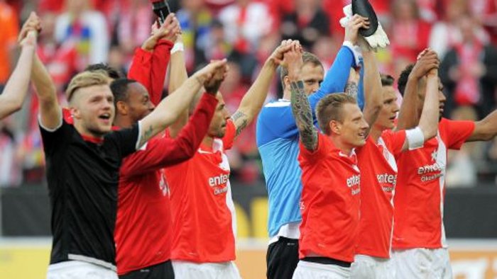 Mainz auf Europa-Kurs - Bayern spielt unentschieden