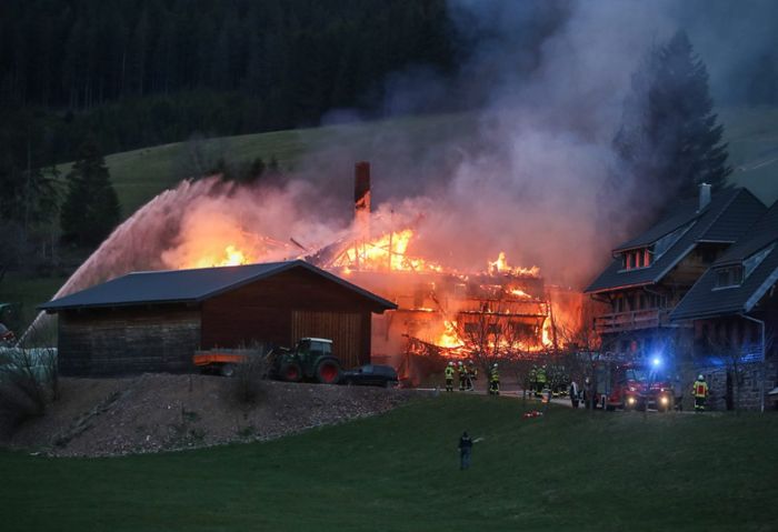Tiere gerettet: Brand auf Schwarzwaldhof in Vöhrenbach
