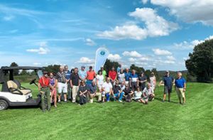Entertainer Hansy Vogt besuchte den Golfclub Bad Liebenzell. Alle Besucher hatten mit dem Schwarzwaldbotschafter viel Spaß. Foto: Zoller