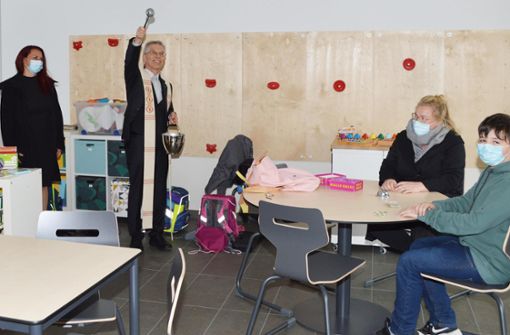 Die Einweihung der sanierten Grundschule in Mariazell durch Pfarrer Eberhard Eisele gehörte zu den Höhepunkten des Jahres 2021 in Eschbronn. Foto: Herzog