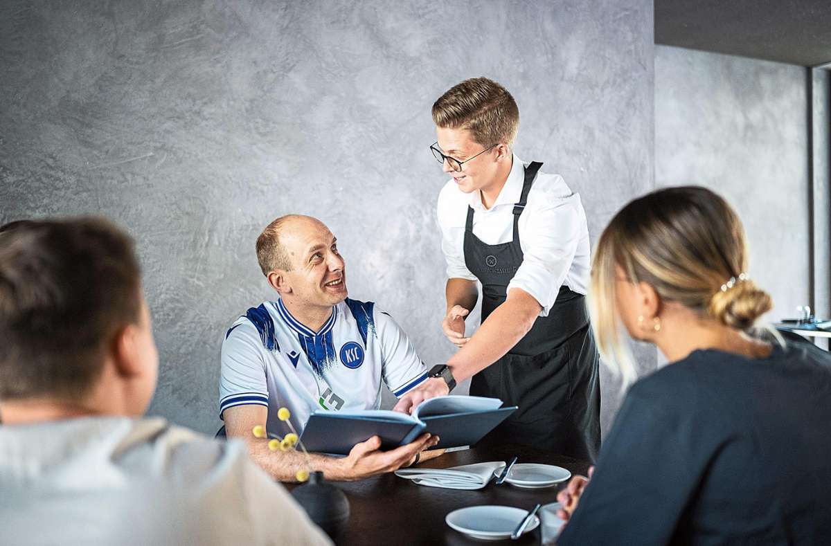 Das Catering-Konzept der Traube Tonbach erleben die Gäste des KSC zukünftig in den neuen Hospitality-Bereichen der Westtribüne. Foto: Traube Tonbach