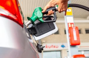 Die Kraftstoffpreise in Deutschland sind deutlich gestiegen. Foto: IMAGO/imagebroker/IMAGO/imageBROKER/Unai Huizi