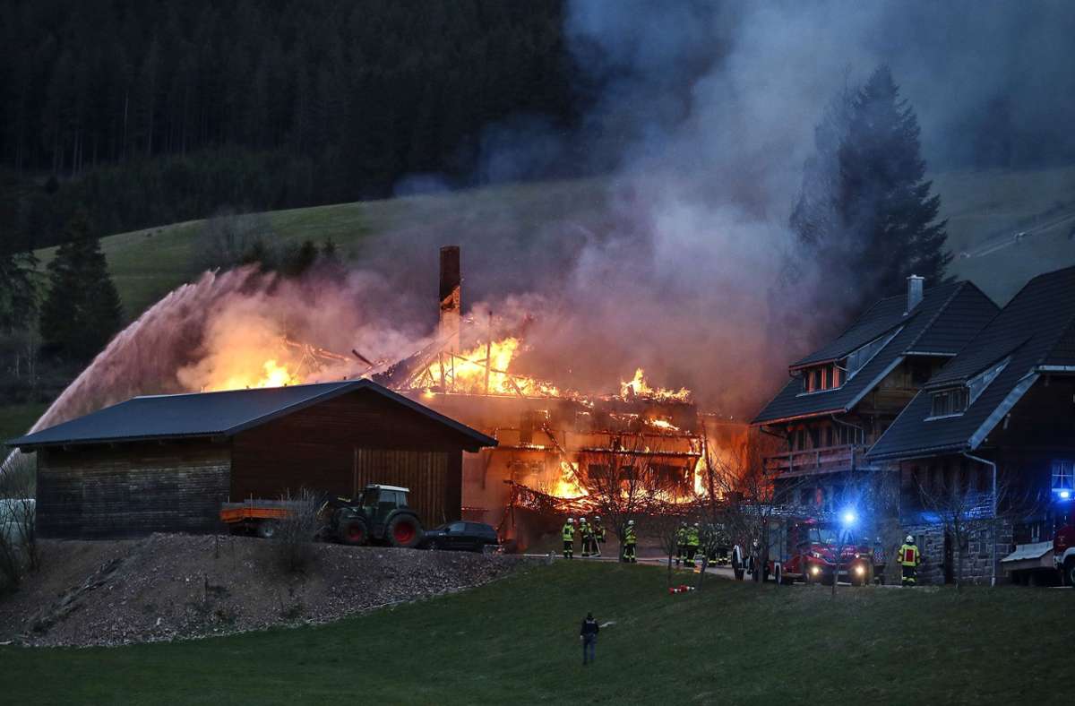 Nach Brand in Urach: Stadtverwaltung richtet Spendenkonto ein
