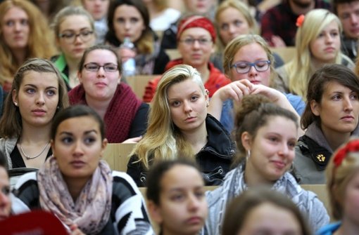 In Tübingen haben zahlreiche Studenten ihre Studienunterlagen noch nicht erhalten. Foto: dpa