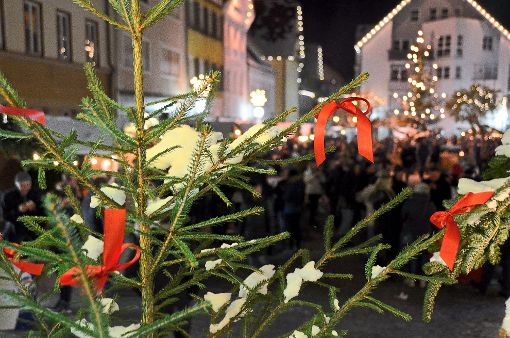 Besinnlich und ruhig sollte es beim Weihnachtsmarkt zugehen. Foto: Wagner