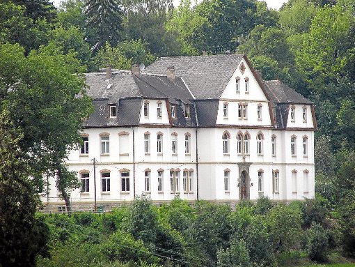 Seit 111 Jahren gibt es das Missionshaus der Weißen Väter in Haigerloch, für Pater Superior Franz Pfaff ein Grund zu feiern.  Foto: Fechter Foto: Schwarzwälder-Bote