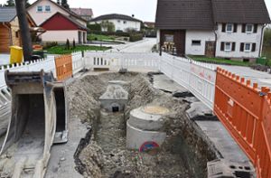 In rund zwei bis drei Wochen sollen die Bauarbeiten in der Tummelhalde in Fischbach abgeschlossen sein. Foto: Bantle