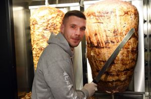 Lukas Podolski betreibt eine Döner-Kette. Foto: dpa/Henning Kaiser