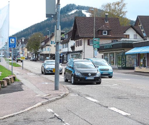 Auf der Bundesstraße 462  soll eine weitere Tempo-30-Zone eingerichtet werden –  dort  allerdings vor dem Hintergrund des Lärmaktionsplans. Foto: Michel