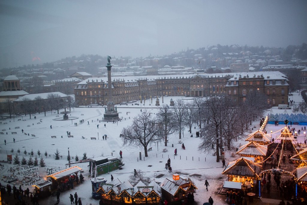 So schön es aussieht: Der Schnee hat den Autofahrern in Stuttgart und dem Umland zu schaffen gemacht. Ohne Winterreifen kam man nicht weit. Klicken Sie sich durch unsere Winterimpressionen aus Stuttgart!