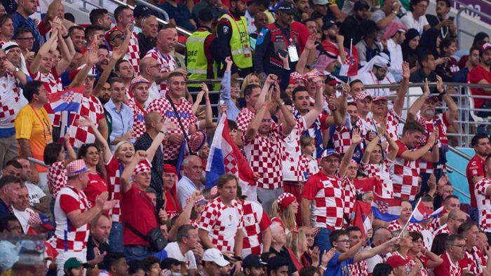 Fifa bittet Kroatien und Serbien wegen Verstößen zur Kasse