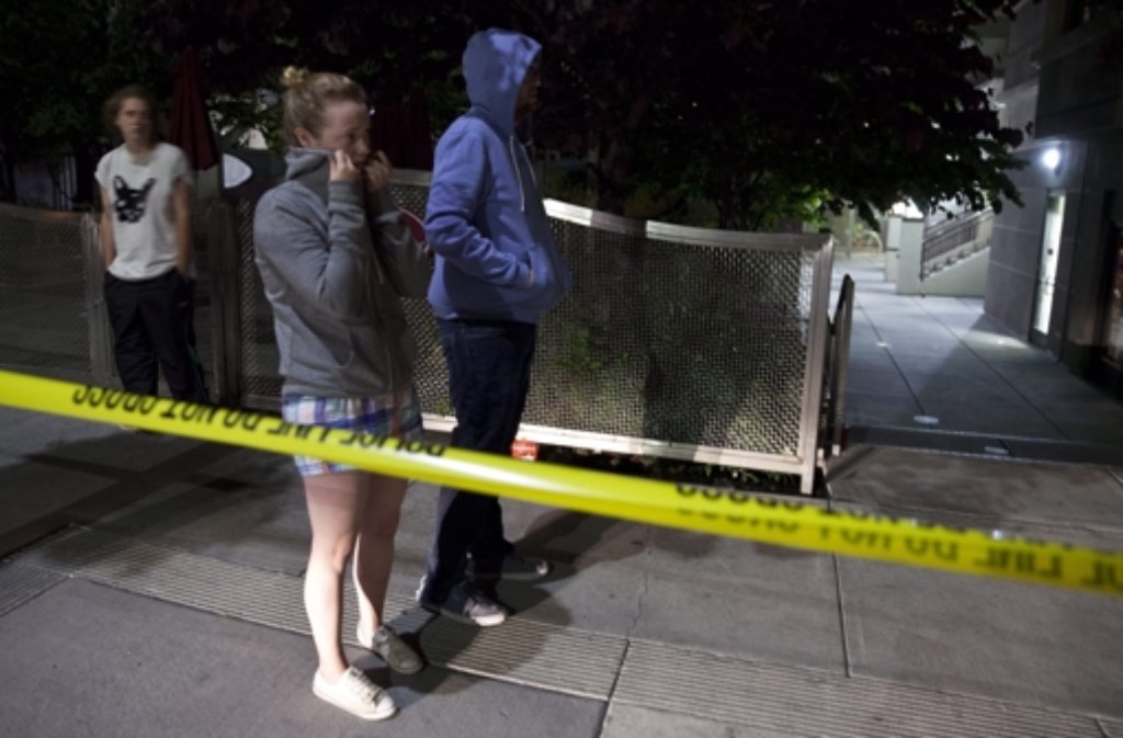 In der kalifornischen Universitätsstadt Berkeley ist ein Balkon abgestüzt. Dabei sind fünf Menschen ums Leben gekommen.