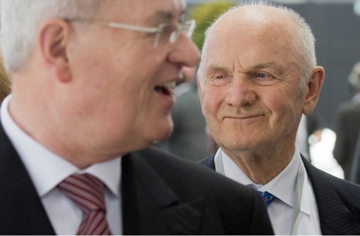 VW-Aufsichtsratschef Ferdinand Piëch (rechts) versucht laut übereinstimmenden Informationen der Deutschen Presse-Agentur und des NDR, Vorstandschef Martin Winterkorn absetzen zu lassen.  Foto: dpa