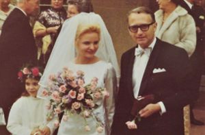 Angelika und Dieter heiraten 1970 in Garmisch-Partenkirchen. Gefeiert wird auf Schloss Elmau, wo sie sich gut ein Jahr zuvor kennengelernt haben. Foto: privat