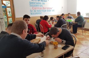 Junge Erwachsene mit Behinderung werden in der Tagesstätte des Sozialzentrums in Boryslaw betreut. Foto: Sozialzentrum