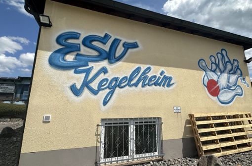 Im ESV-Kegelheim in der Güterbahnhofstraße in Villingen wird derzeit kräftig umgebaut. Foto: Schölzel