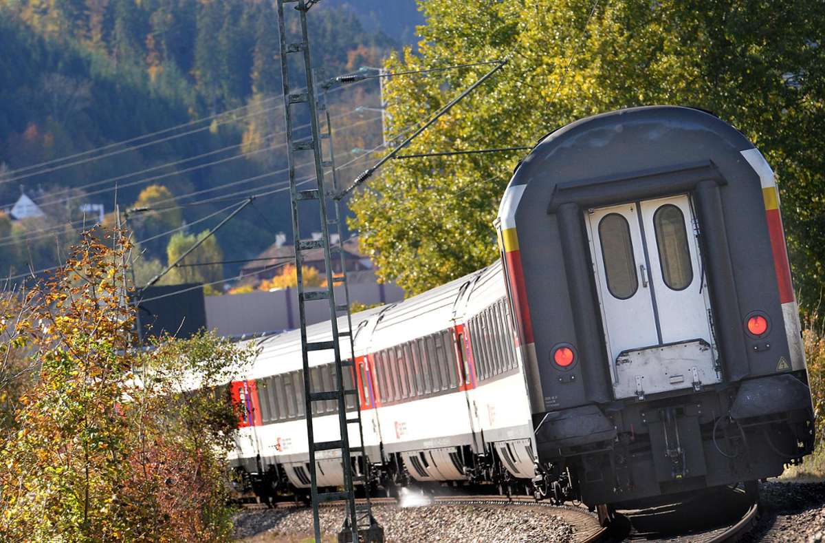 Die Schweizerische Bundesbahn (SBB) auf der Gäubahn-Strecke bei Horb (Archivfoto) Foto: Hopp