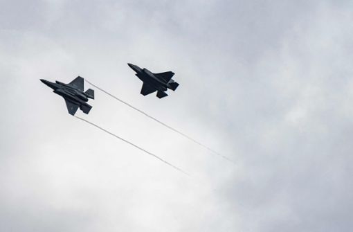 US-F-35-Kampfflugzeuge am Himmel über dem Nato-Mitglied Rumänien. Foto: AFP/ALI STEWART