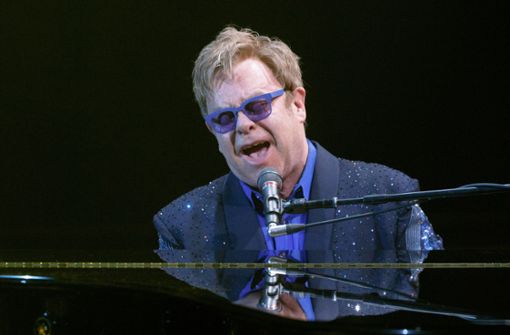 Elton John wird 75 Jahre alt. Foto: dpa/Markus Scholz