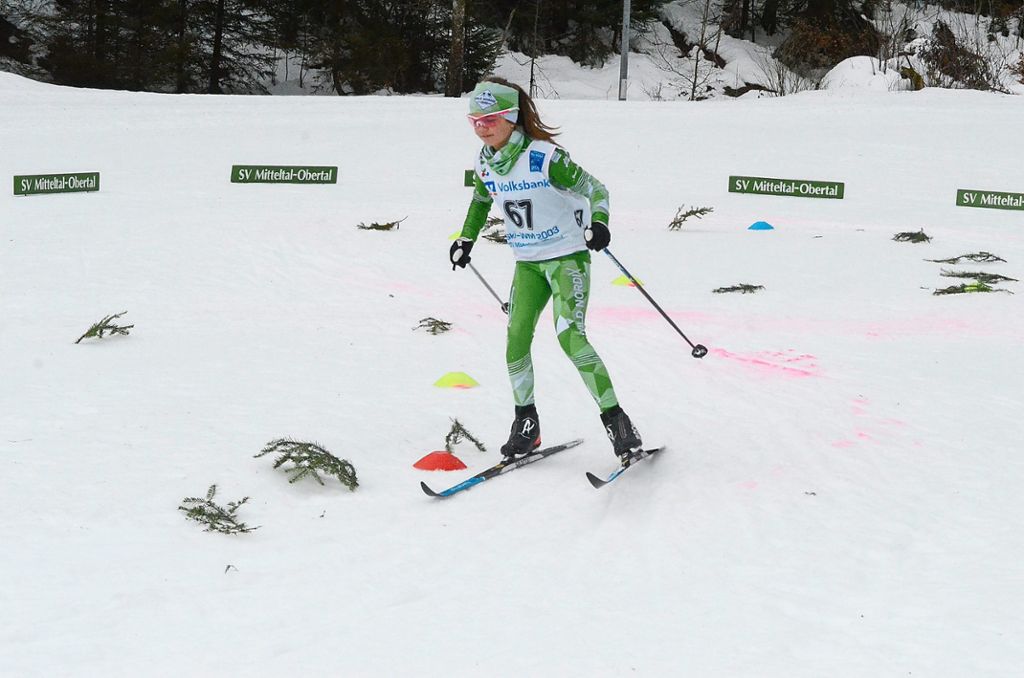 Nina Finkbeiner vom SV Baiersbronn war in ihrer Schülerklasse W 11 die Schnellste. Sie absolvierte die 1,8 Kilometer lange Strecke in 7,31 Minuten.  Fotos: Schwark