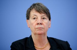 Bundesbauministerin Barbara Hendricks (SPD) will 2015 das Wohngeld für Geringverdiener erhöhen.  Foto: dpa