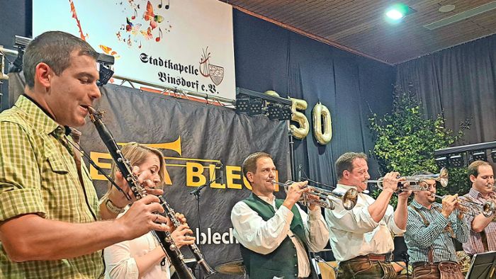 Dreitägiges Jubiläumsfest mit Besuch aus Tirol – „Viera-Blech“ tritt auf