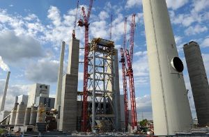 Sobald acht deutsche Atommeiler abgeschaltet sind, kann der Block 3 des Großkraftwerks in Mannheim einspringen, um mögliche Engpässe bei der Elektrizitätsversorgung zu vermeiden. Foto: dpa