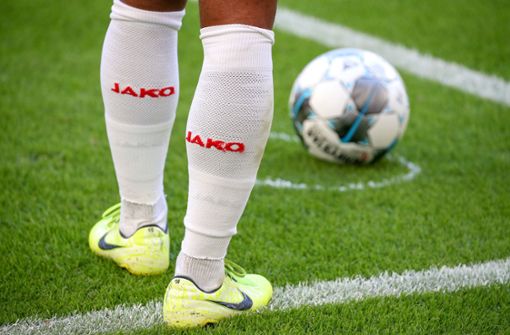 Der VfB wird von Ausrüster Jako ausgestattet – von Kopf bis Fuß. Foto: Baumann