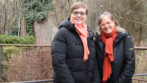 Annett Rix (links) und Sybille Dreher wollen anderen Krebspatienten in der Selbsthilfegruppe Mut machen. Foto: Thiercy