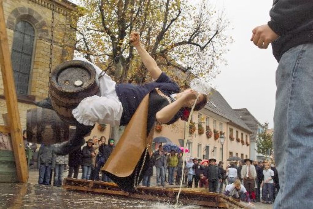 Folklore, Brauchtum, Jahrmarktatmosphäre – die 653. Bräunlinger Kilbig zog am Wochenende Tausende in die Zähringerstadt.