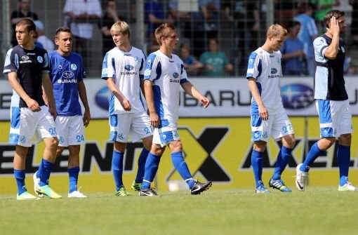 Die Stuttgarter Kickers sind denkbar schlecht in die Drittliga-Saison gestartet. Die Kickers verloren ihr Heimspiel gegen den FC Rot-Weiß Erfurt mit 0:1.  Foto: Pressefoto Baumann