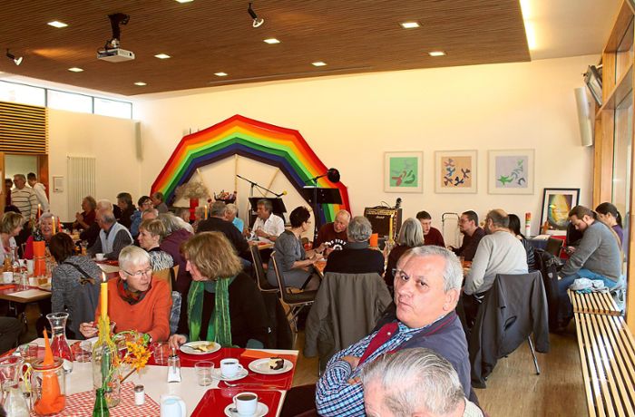 Vesperkirche in Rottenburg: Besucher dürfen sich auf warmes Essen am Tisch freuen