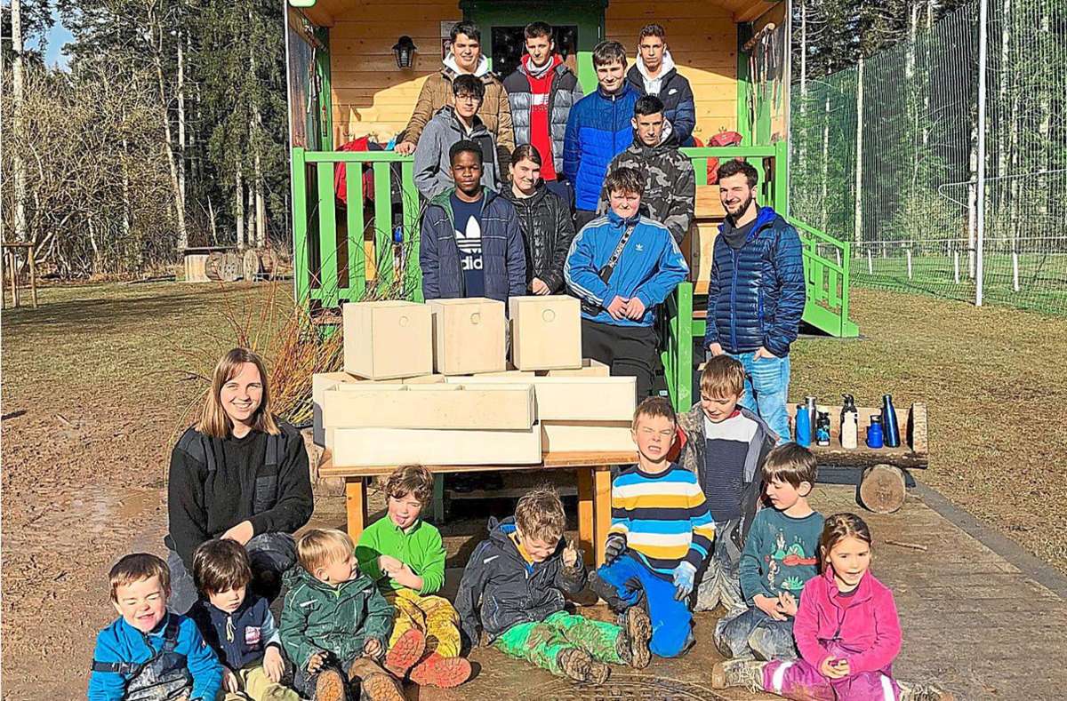 Waldkindergarten Ebhausen: Schüler sorgen im  Bauwagen  für den    letzten Schliff
